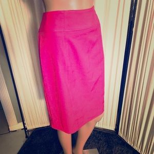 Pink pencil skirt